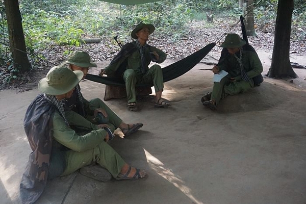 Phú Mỹ Hưng - Tunele Cu Chi