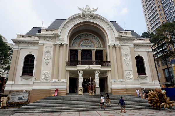Ho Chi Minh - Opera