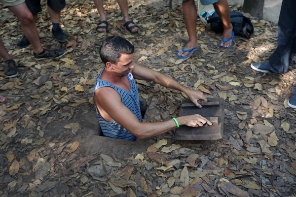 Phú Mỹ Hưng - Tunele Cu Chi